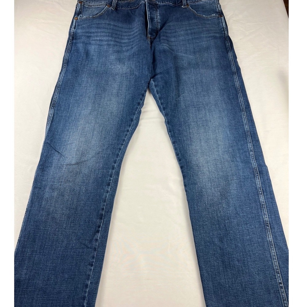 Wrangler‎ Retro Straight Leg Jeans Blue Medium Wash Men 40x34 88MWZBF
